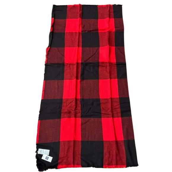 GAP Cozy Oversized Buffalo Scarf Red and Black NEW - Picture 1 of 3